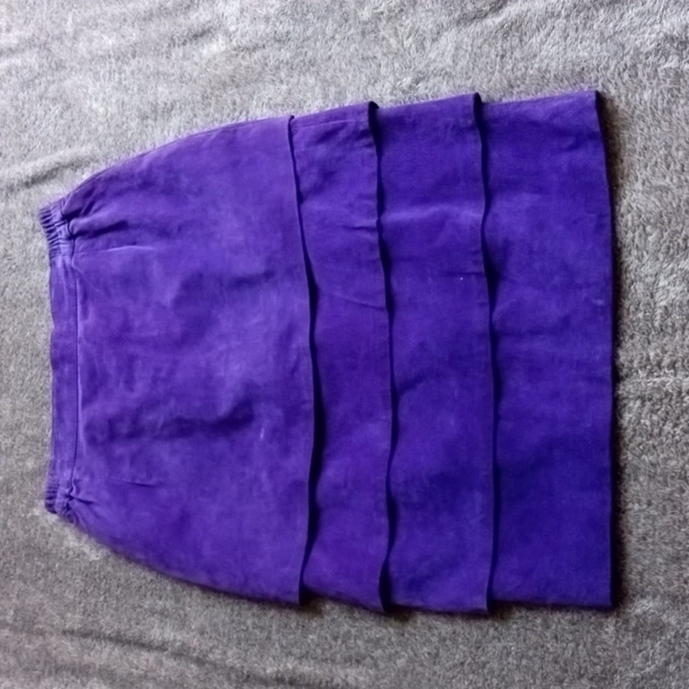 Vintage purple suede tiered skirt modern day M (?) Vintage size 9